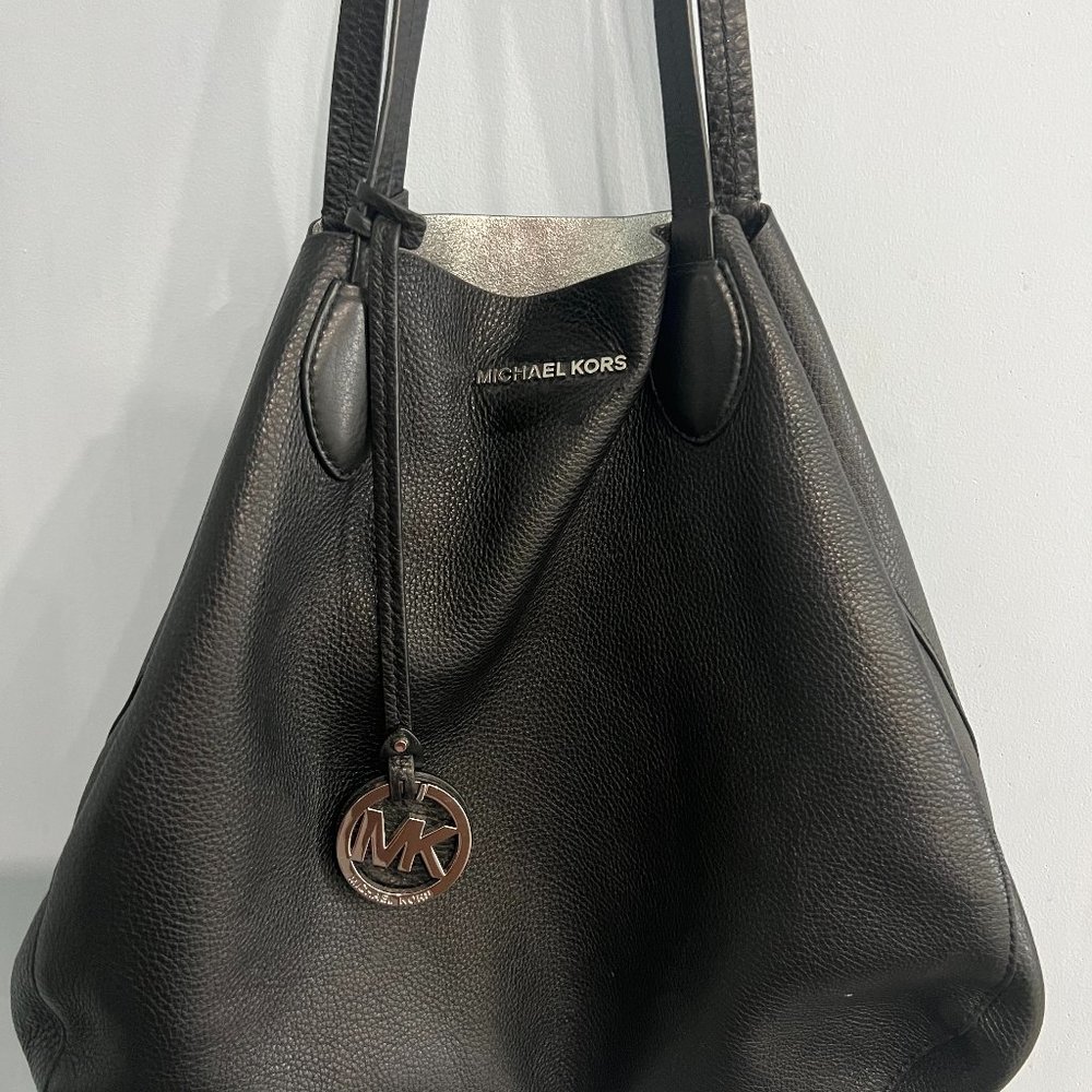 New Michael Kors Purse Inside And Out - Women | Color: Black and Silver
